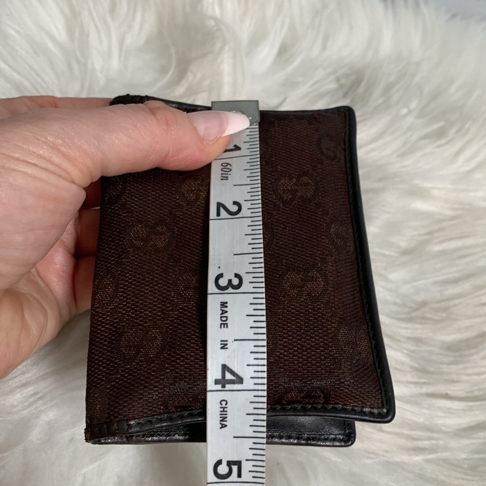 Authentic Gucci small lightweight flexible card holder - Picture 12 of 17